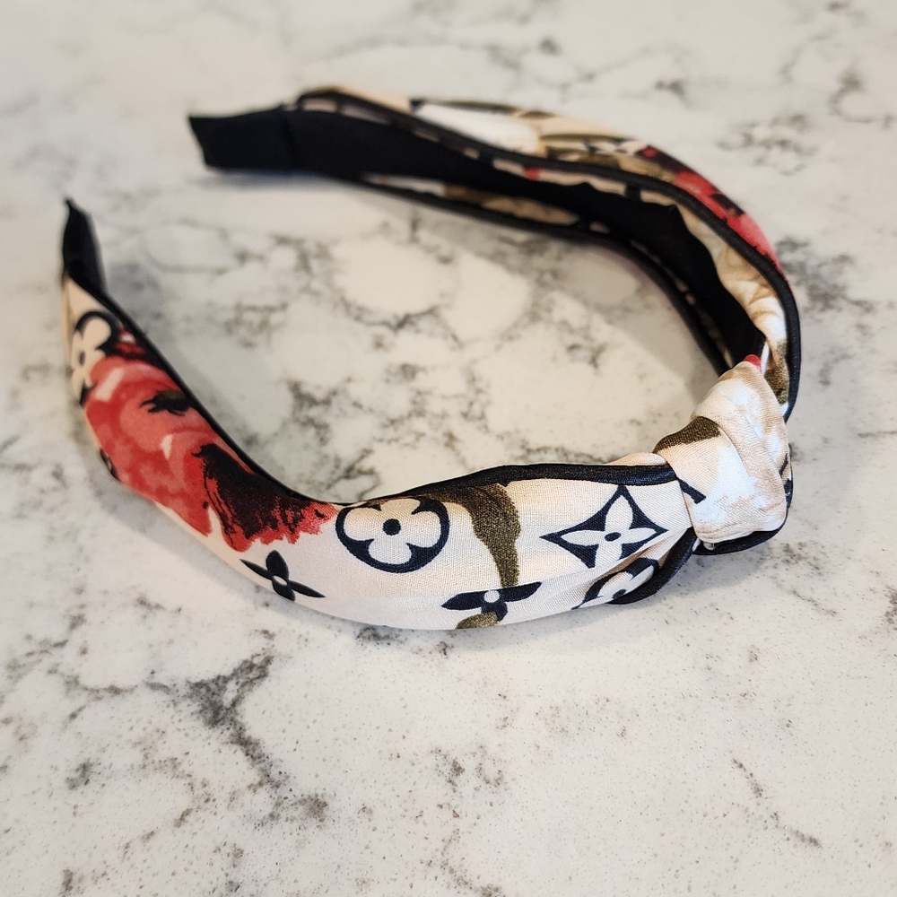 NEW Stylish Headband